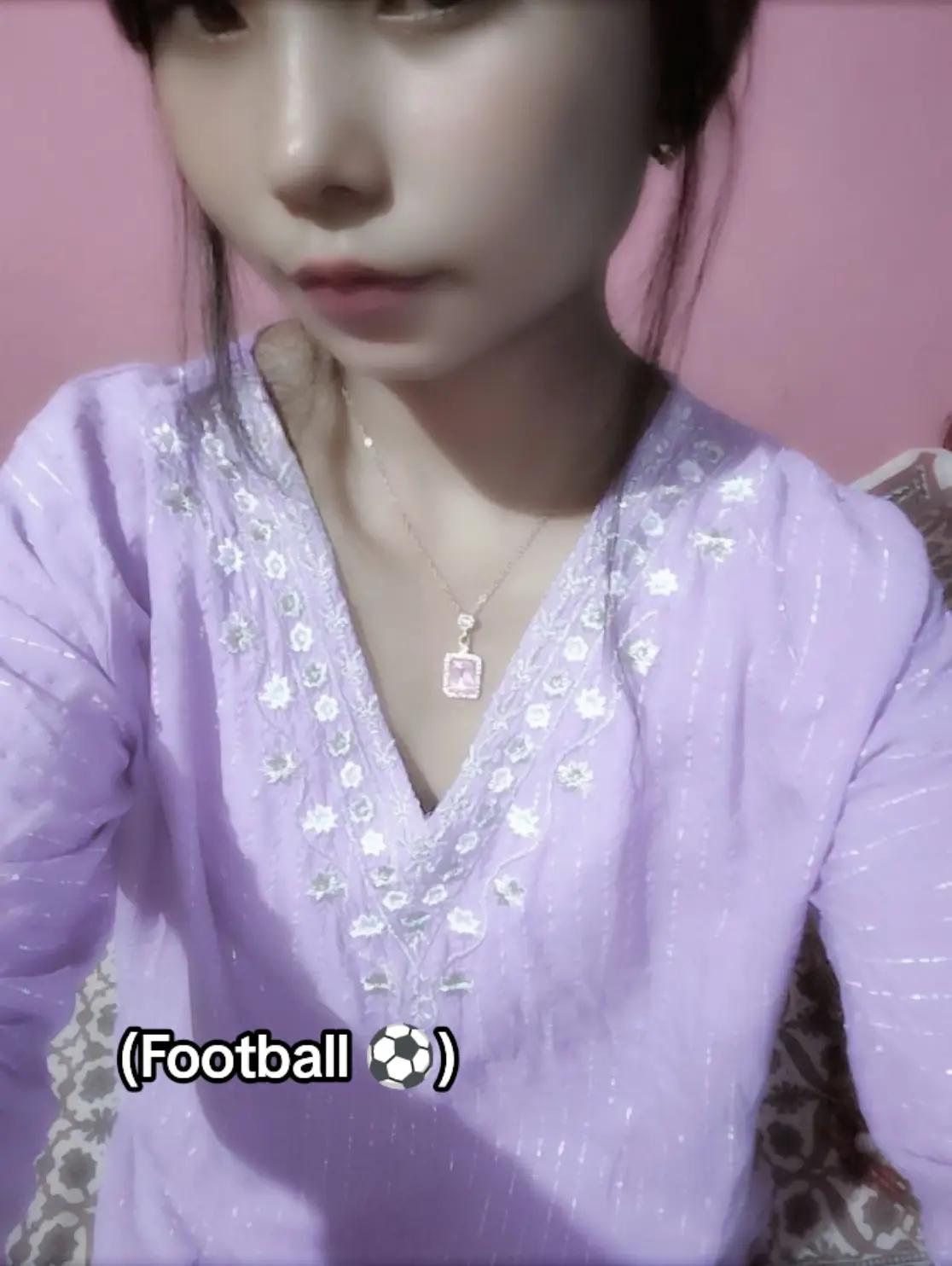 @🐼