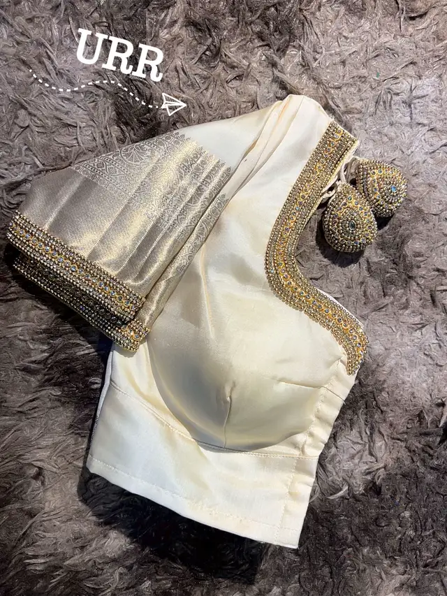 @URR BOUTIQUE AND TAILORING
