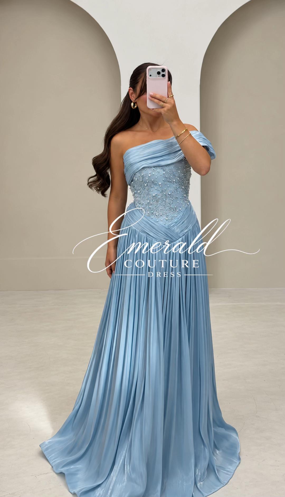 @Emerald Couture Dress Inc.