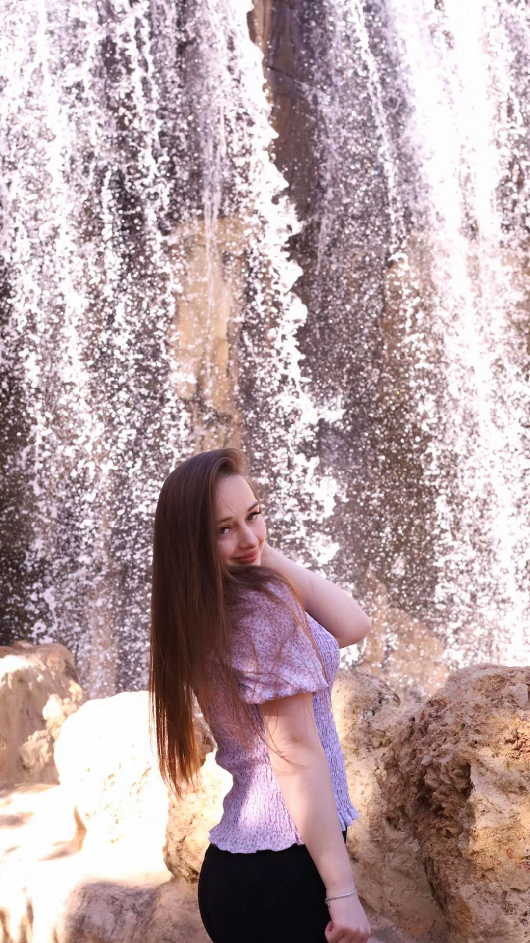 @𝑴.