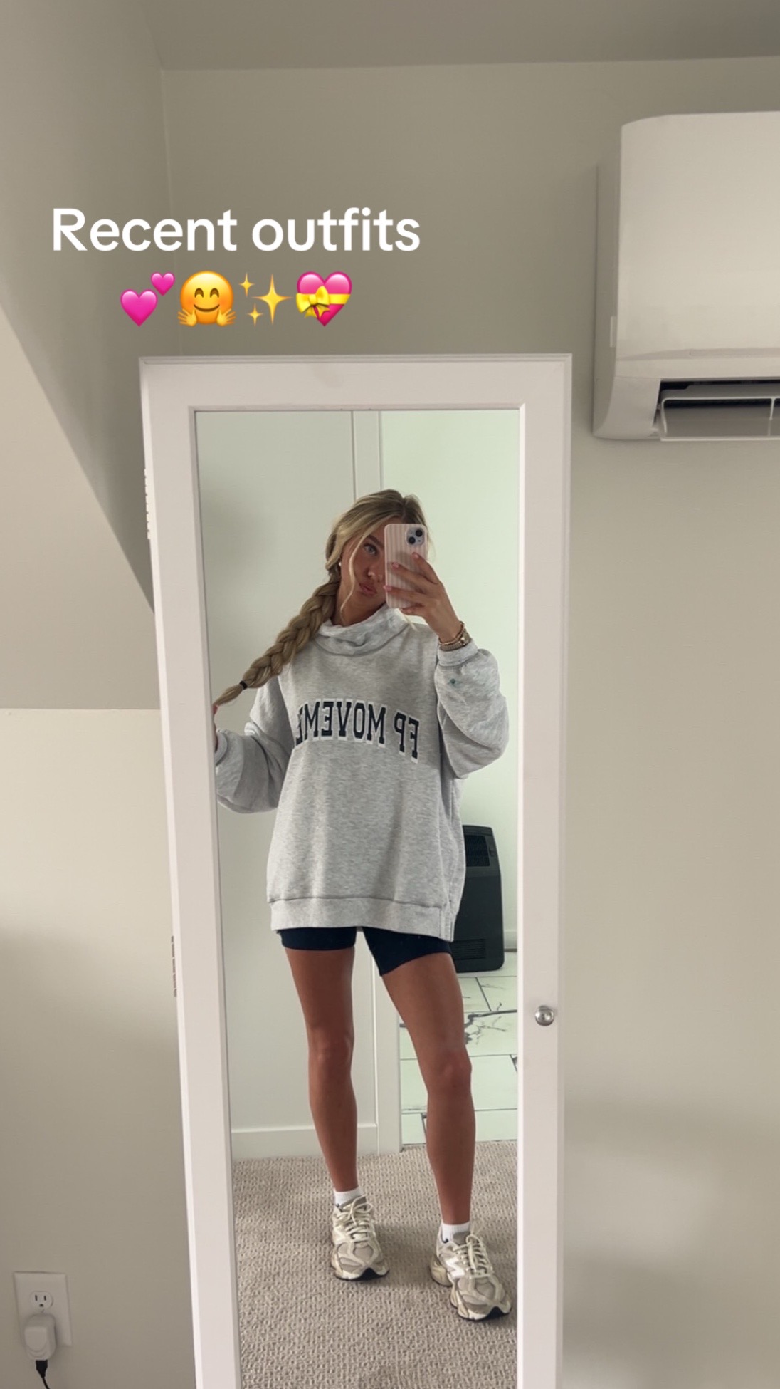 @A v a   L y n n
