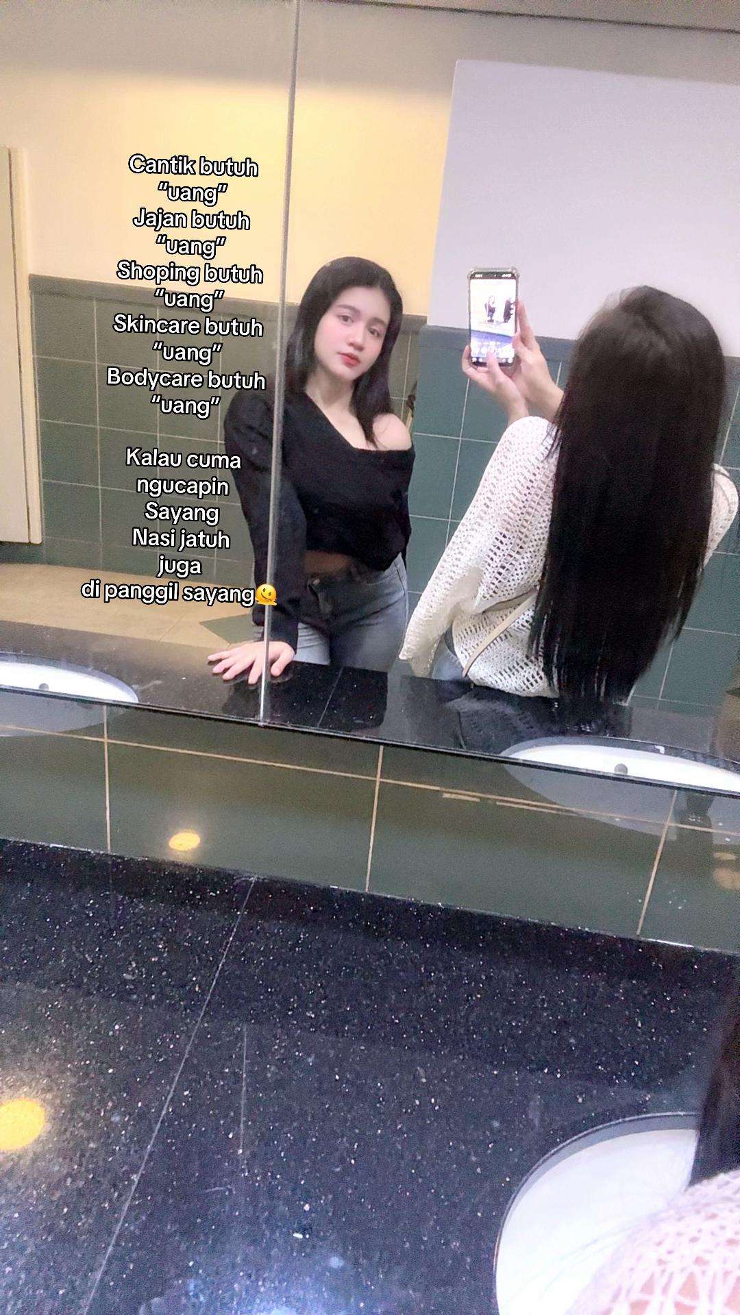 @🖤