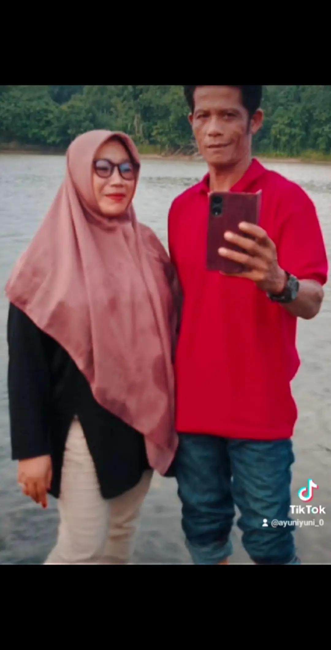 @yunia