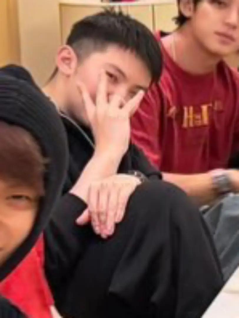 @WOOZI