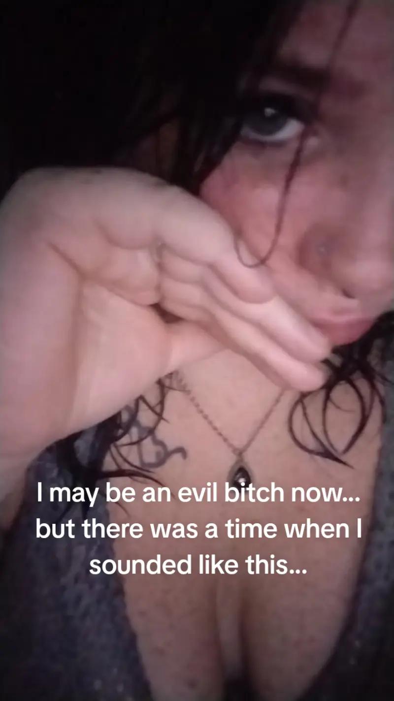 @Emily🖤