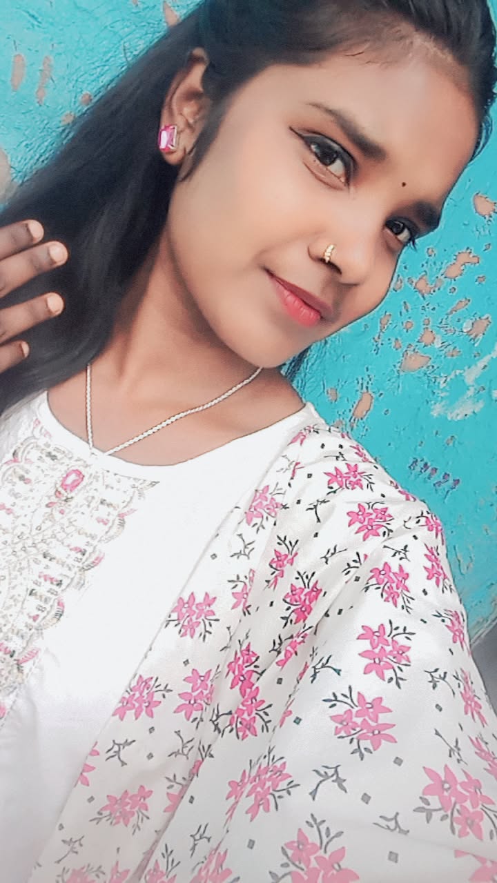 @😘 khushi😘