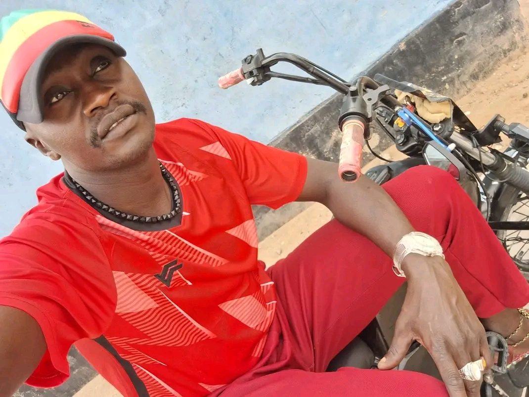 @#bornless%mc