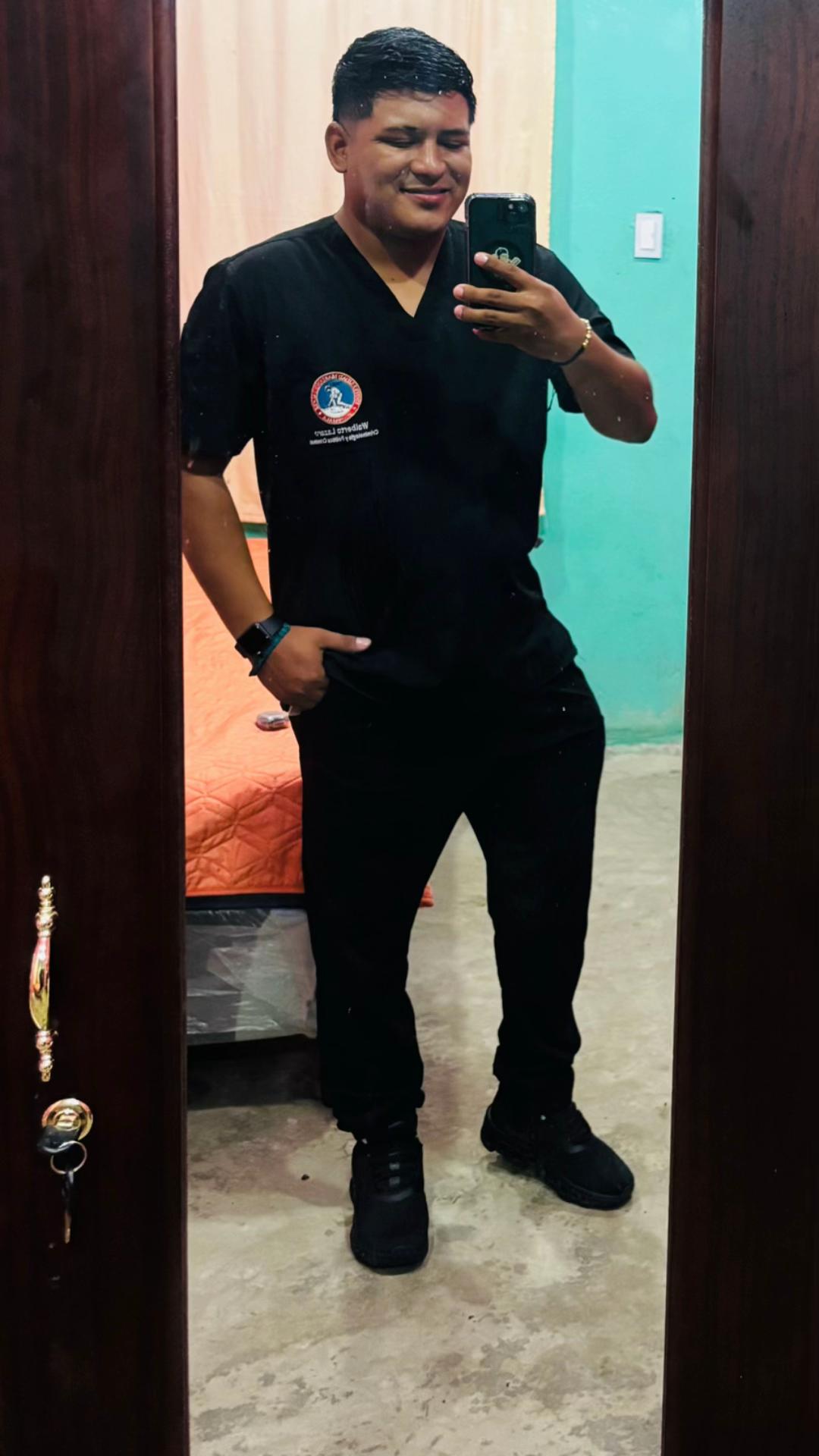 @Lázaro Espino