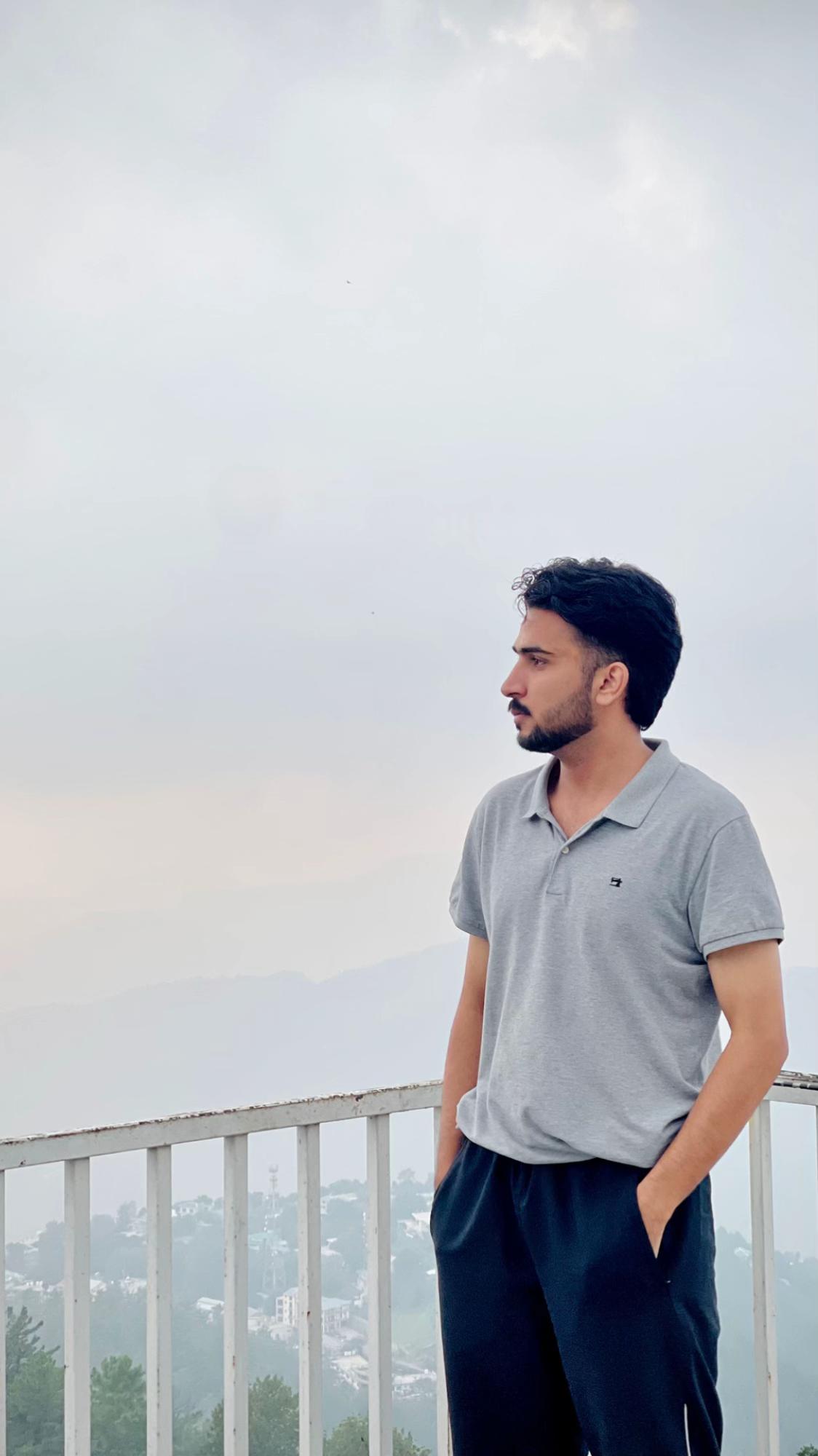 @Waseem malik🚩