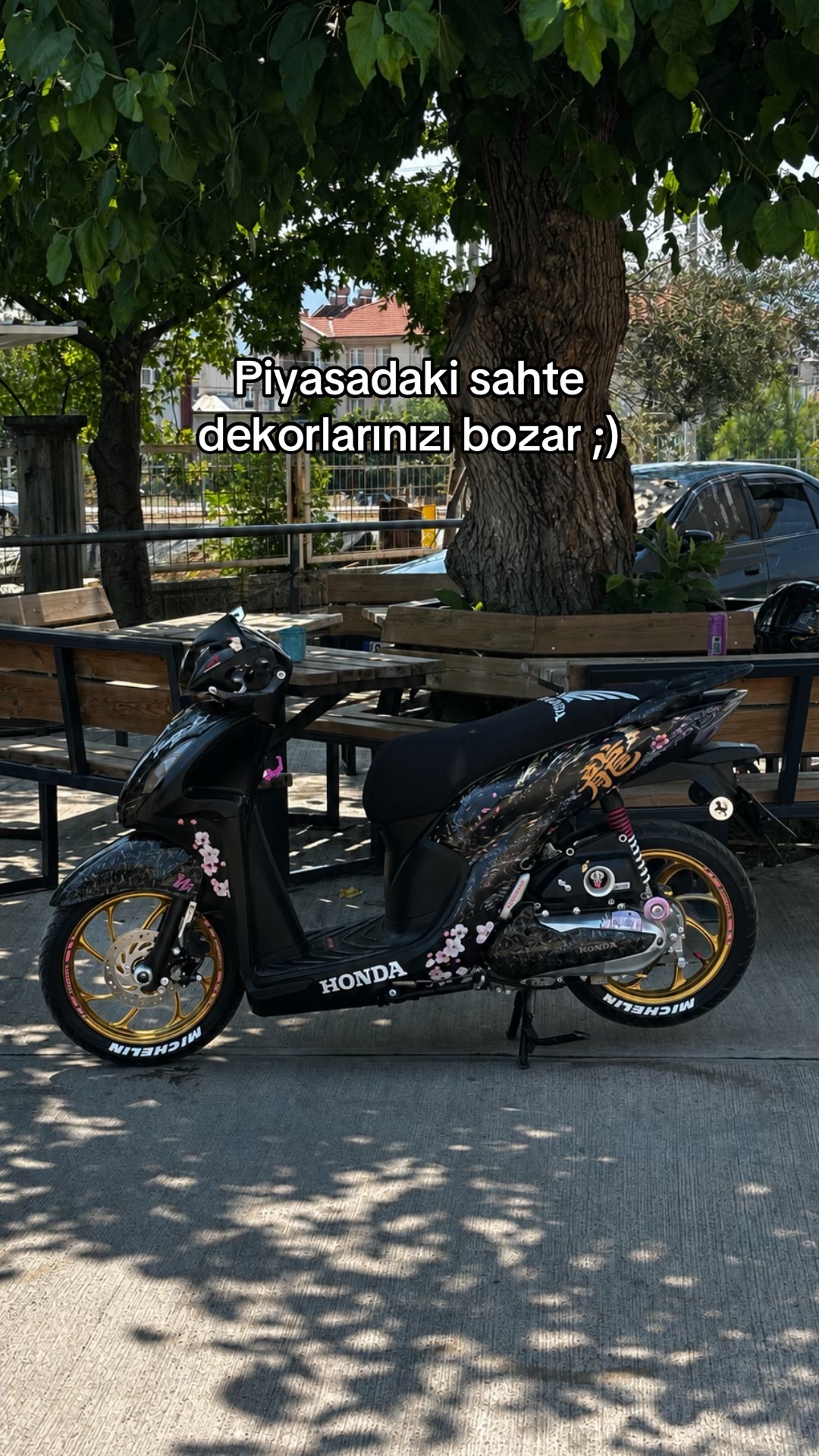 @𝐒𝐓.
