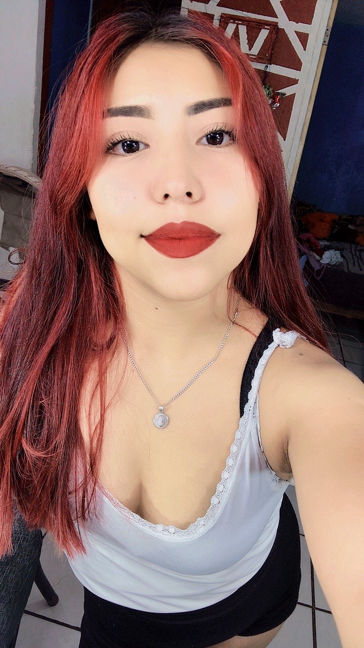 @Alesita💜🌸
