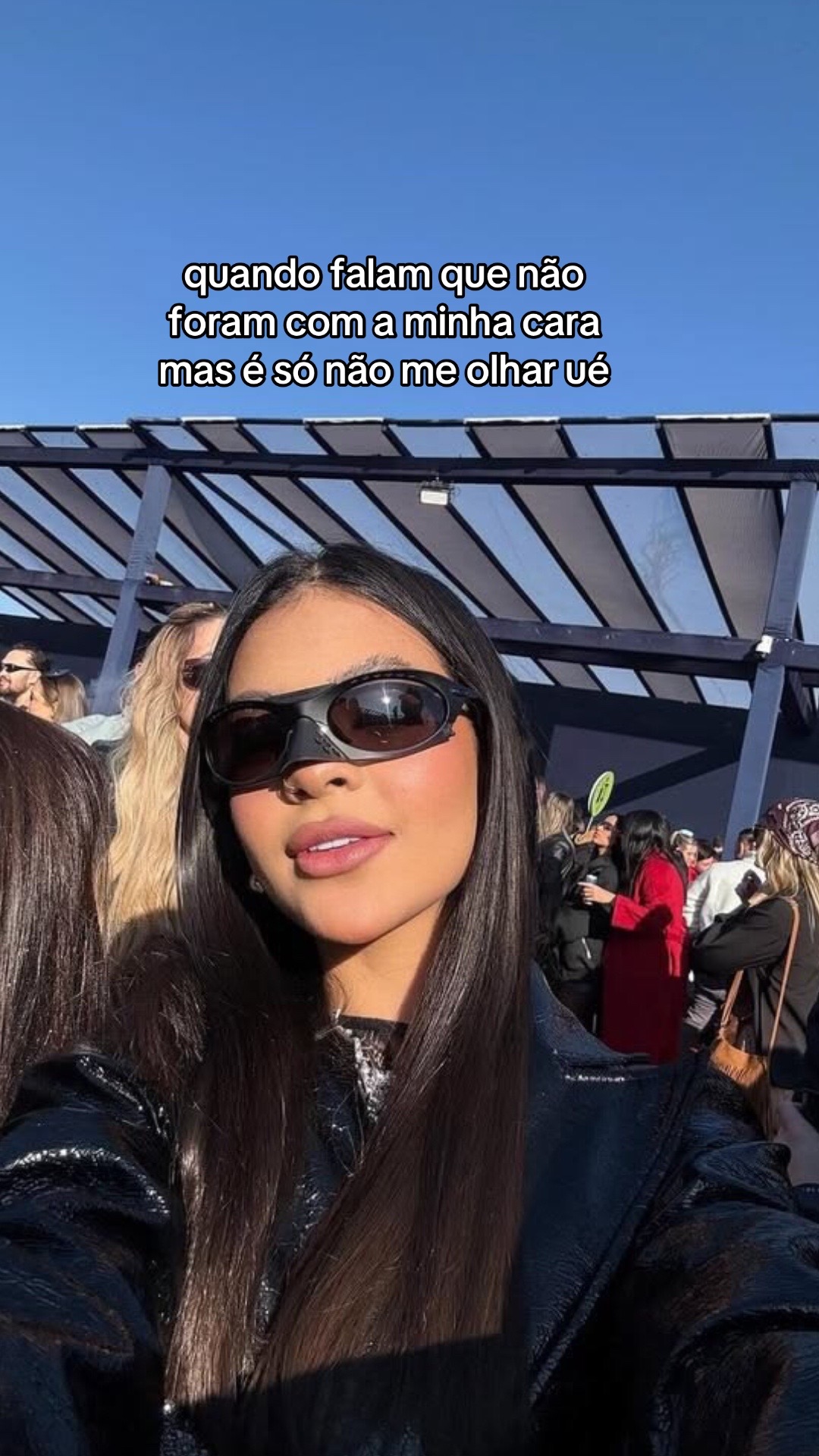@👩🏻🏫