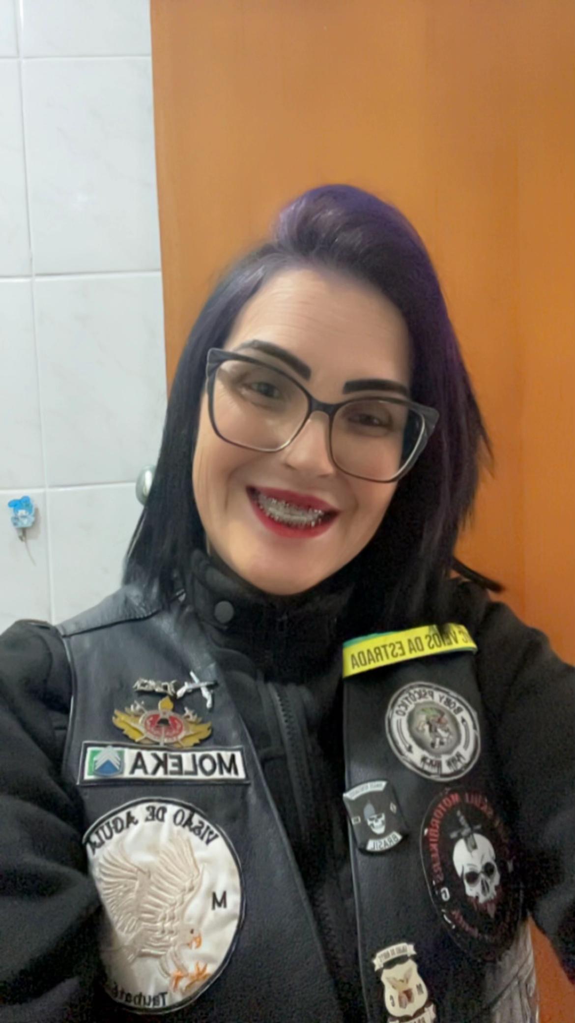 @꧁✞Moleka Alvarenga✞꧂
