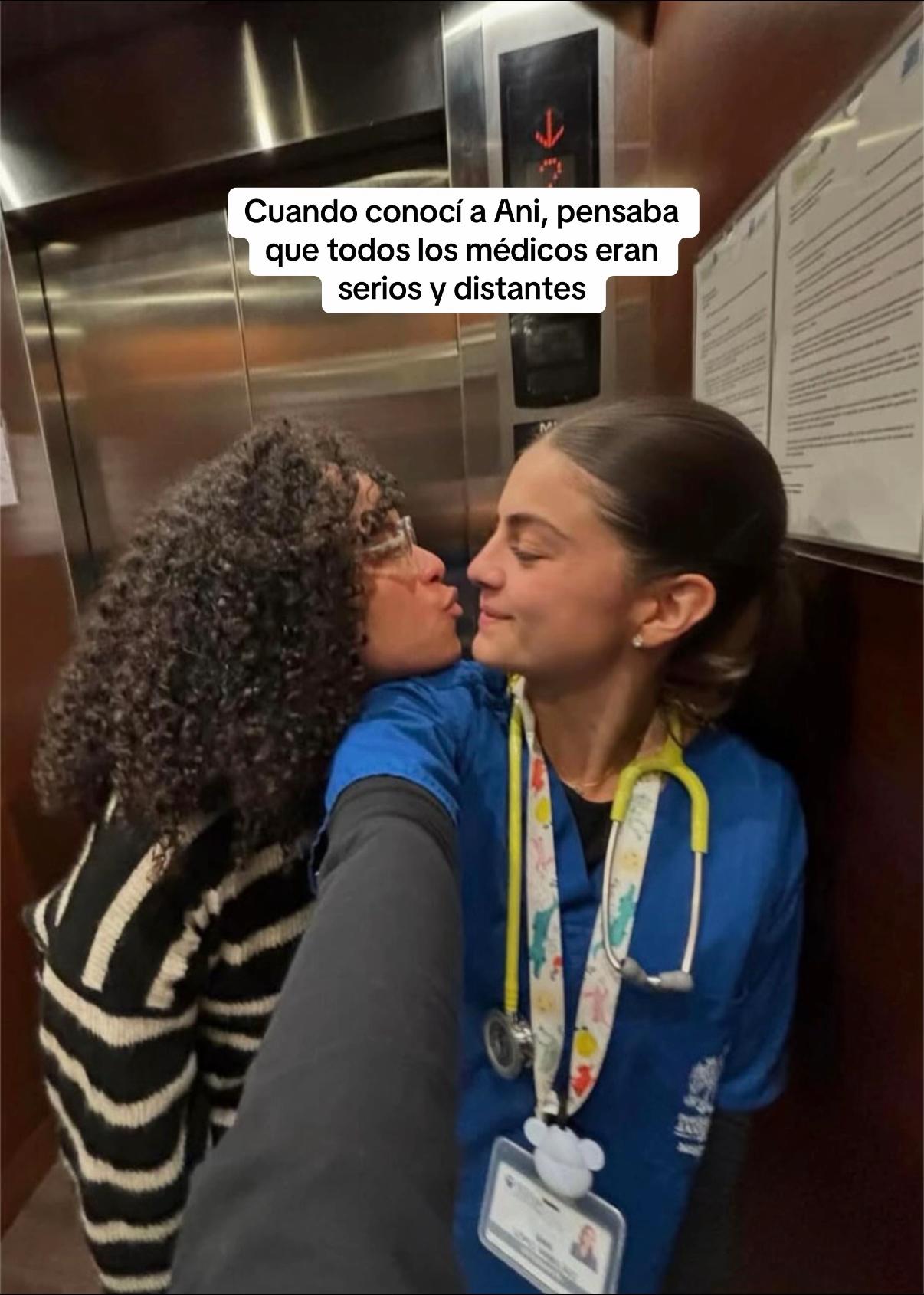 @Ana 👩🏻 y Virginia 👩🏾&zwj;🦱