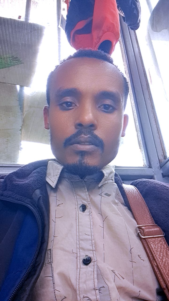 @Tesfahun Hailu/ና በይኝ ወምበርማ/