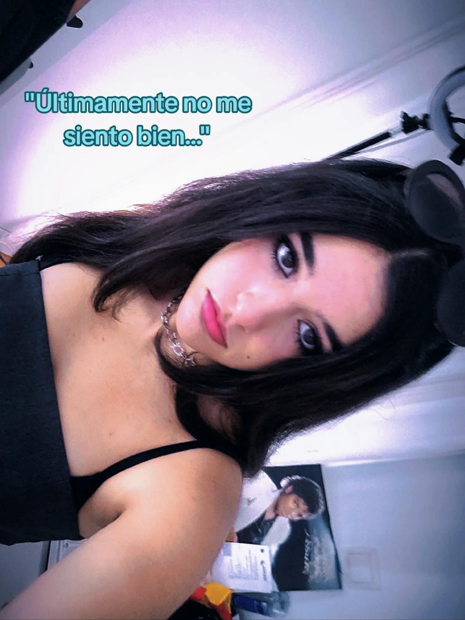 @Valeeerriiiaa 🌸🍀/🦈💥