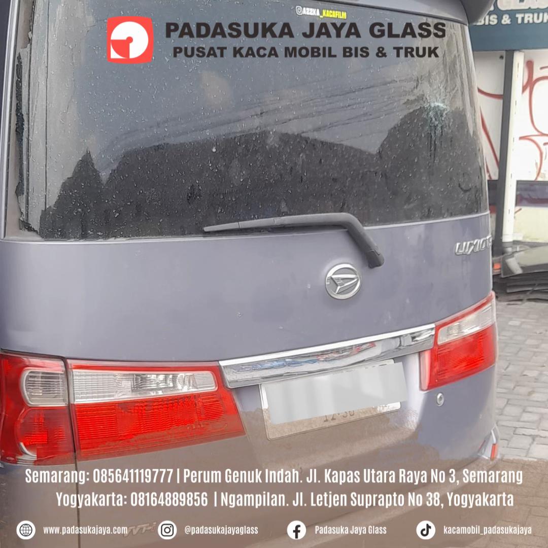 @Kaca Mobil Padasuka Jaya