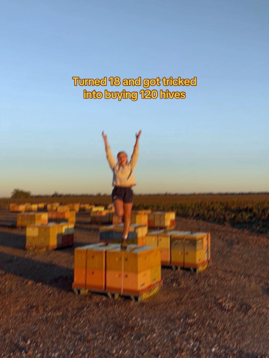@phiasbees