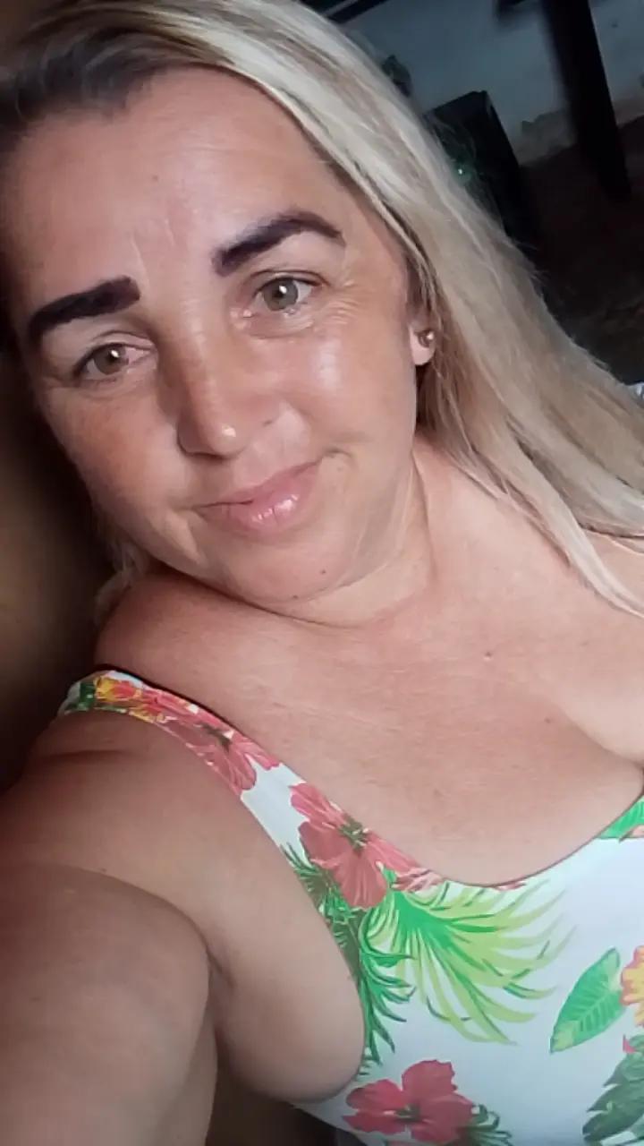 @M&aacute;rcia Paula♍