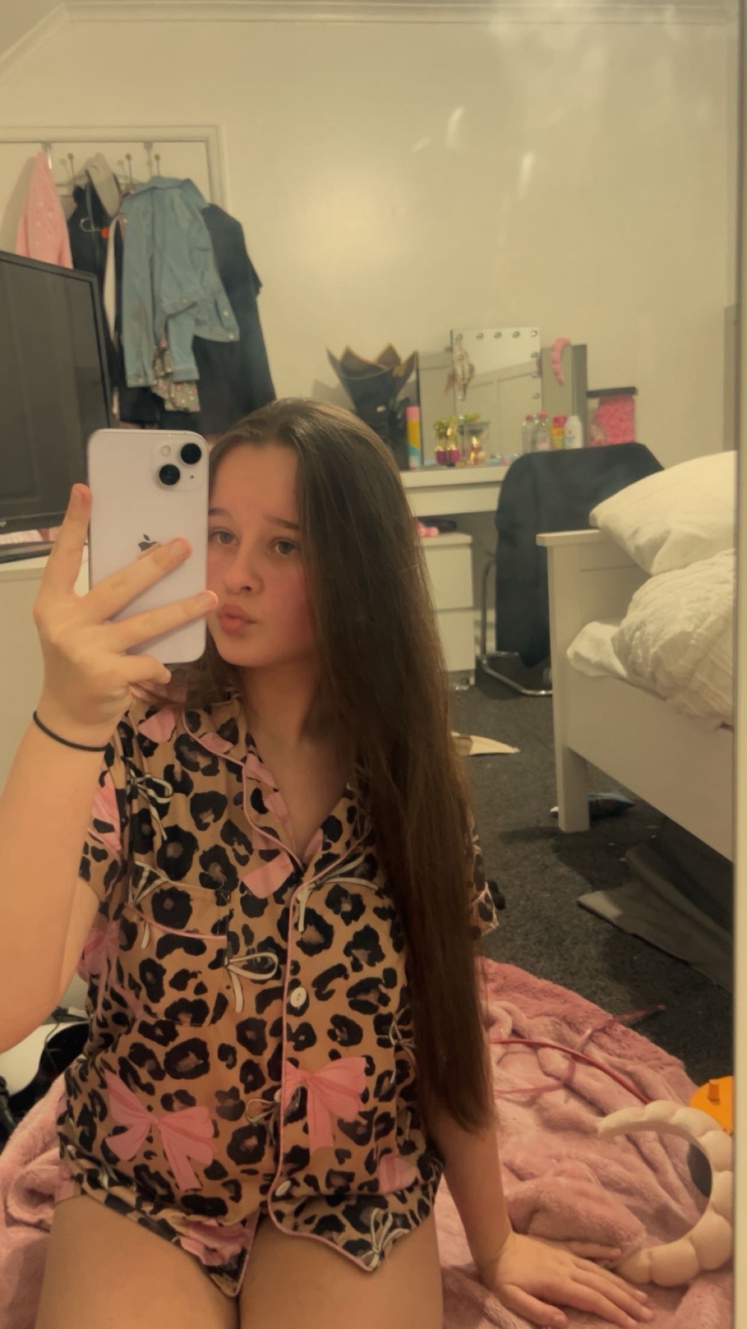 @𝓁ℯℴ𝓃𝒶🫧