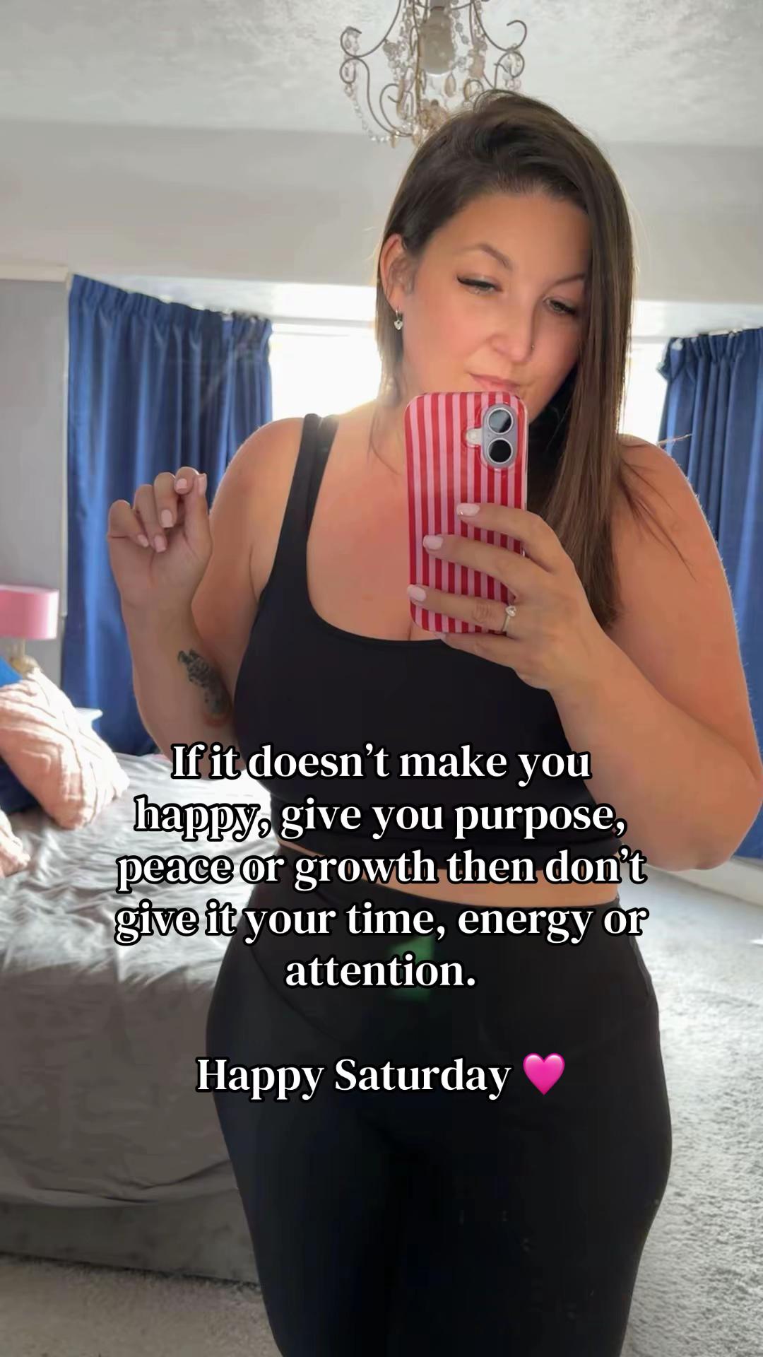 @Linzi 🖤👑🤍