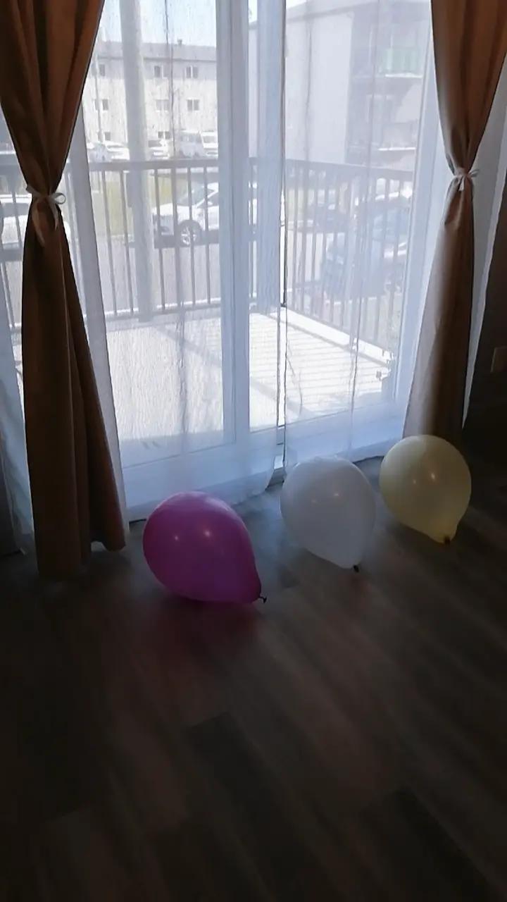 @SophiePopArtist