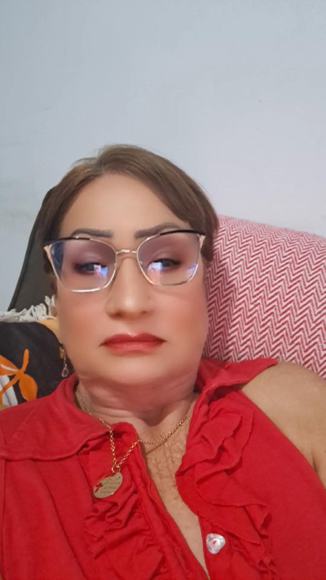 @Luzia Teles 🦋