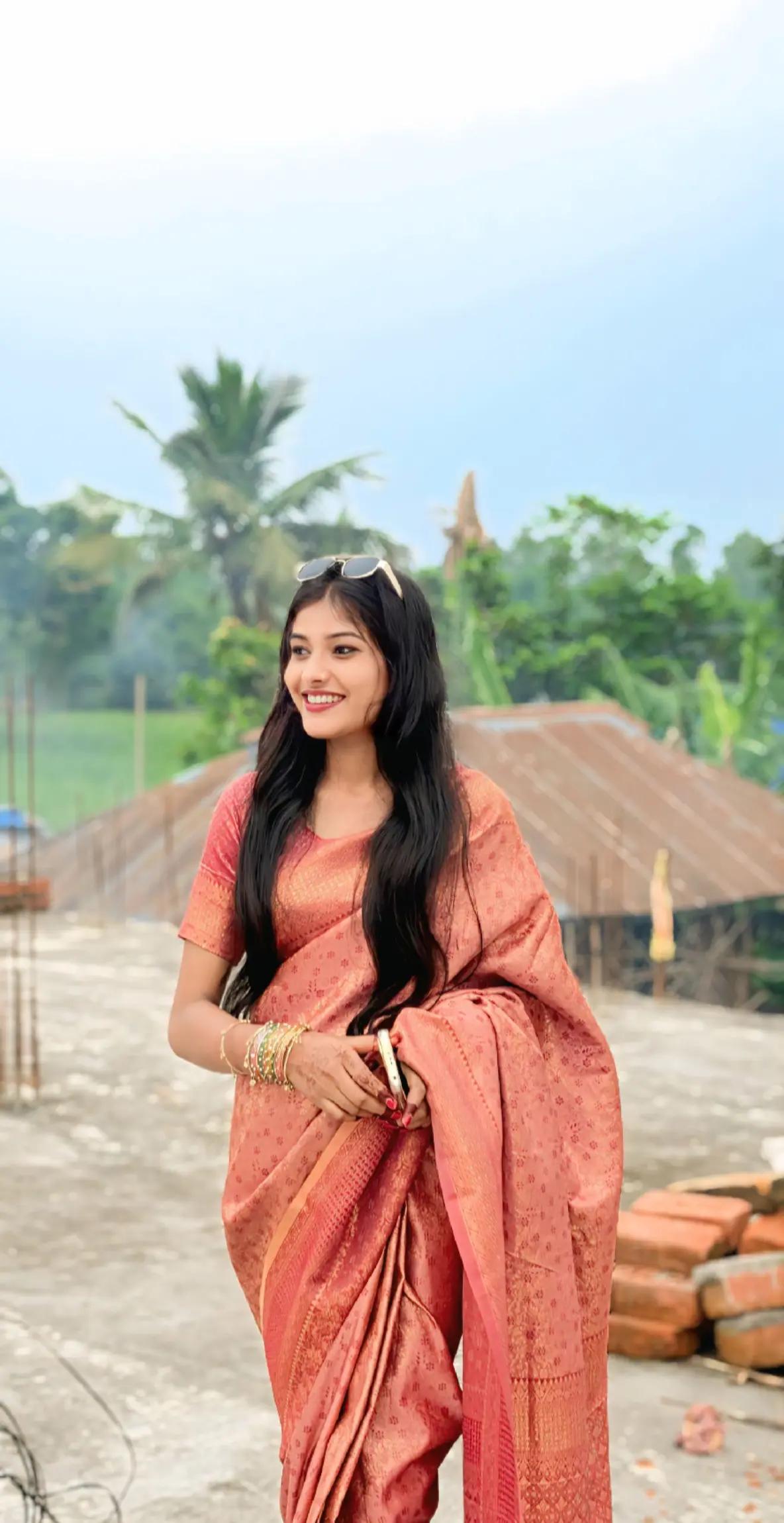 @Radha Yadav9