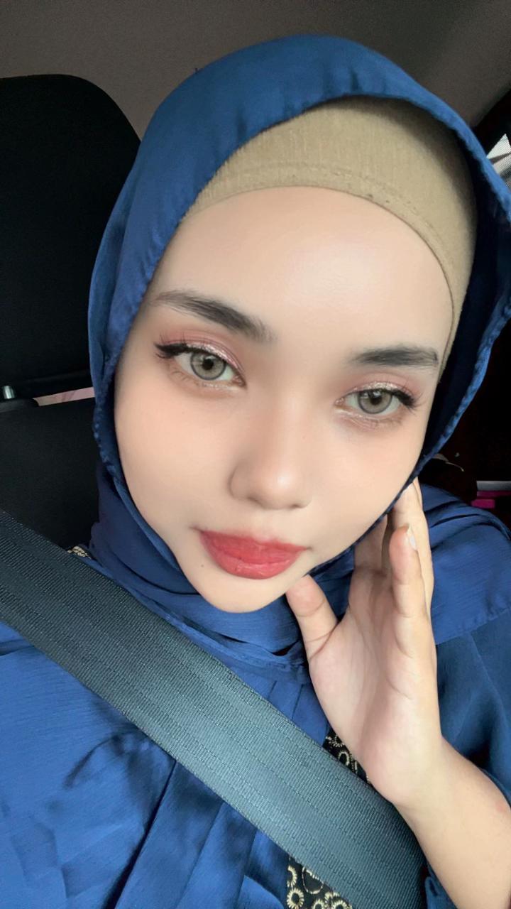 @Y4Y401_