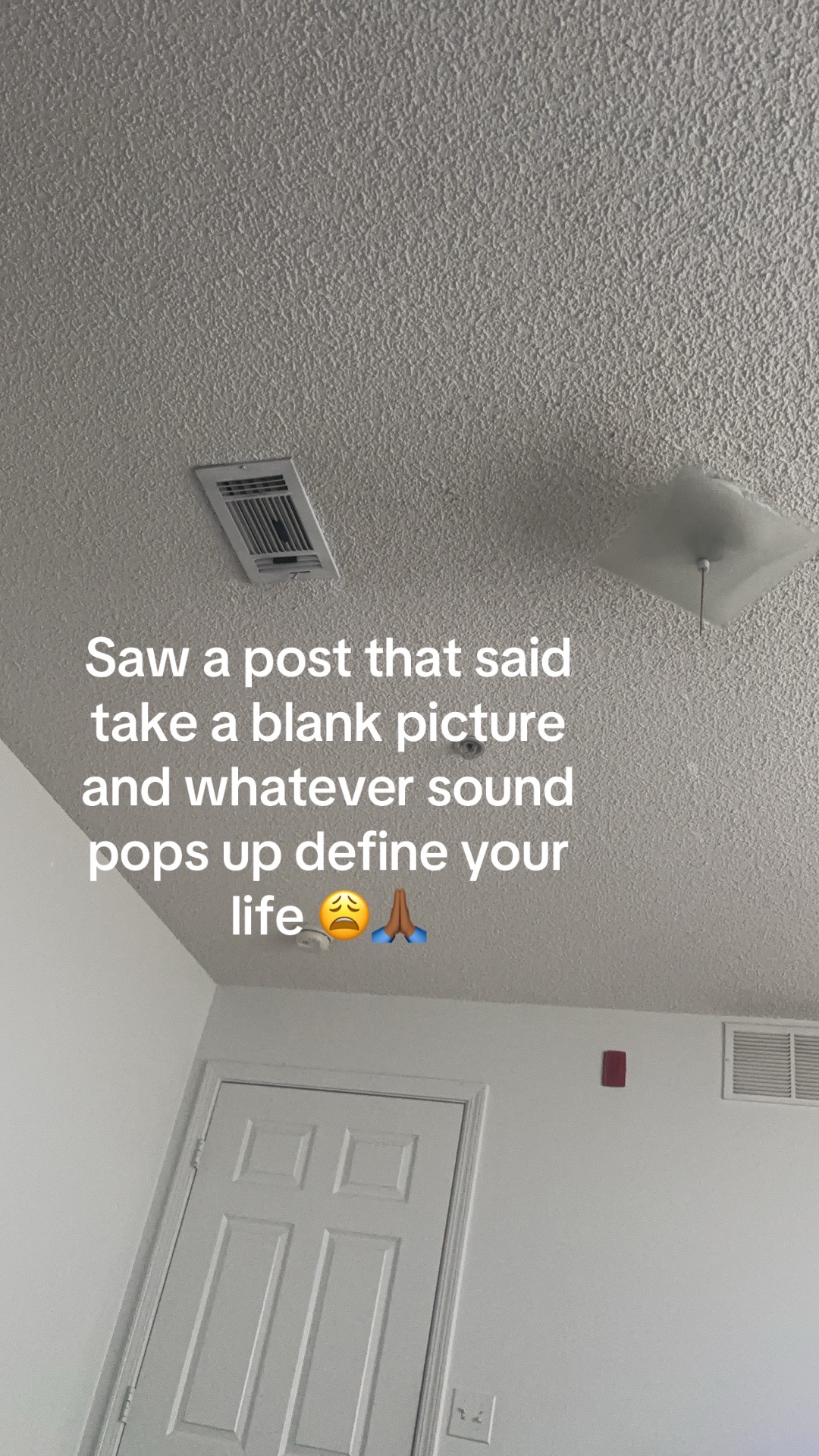 @Nia