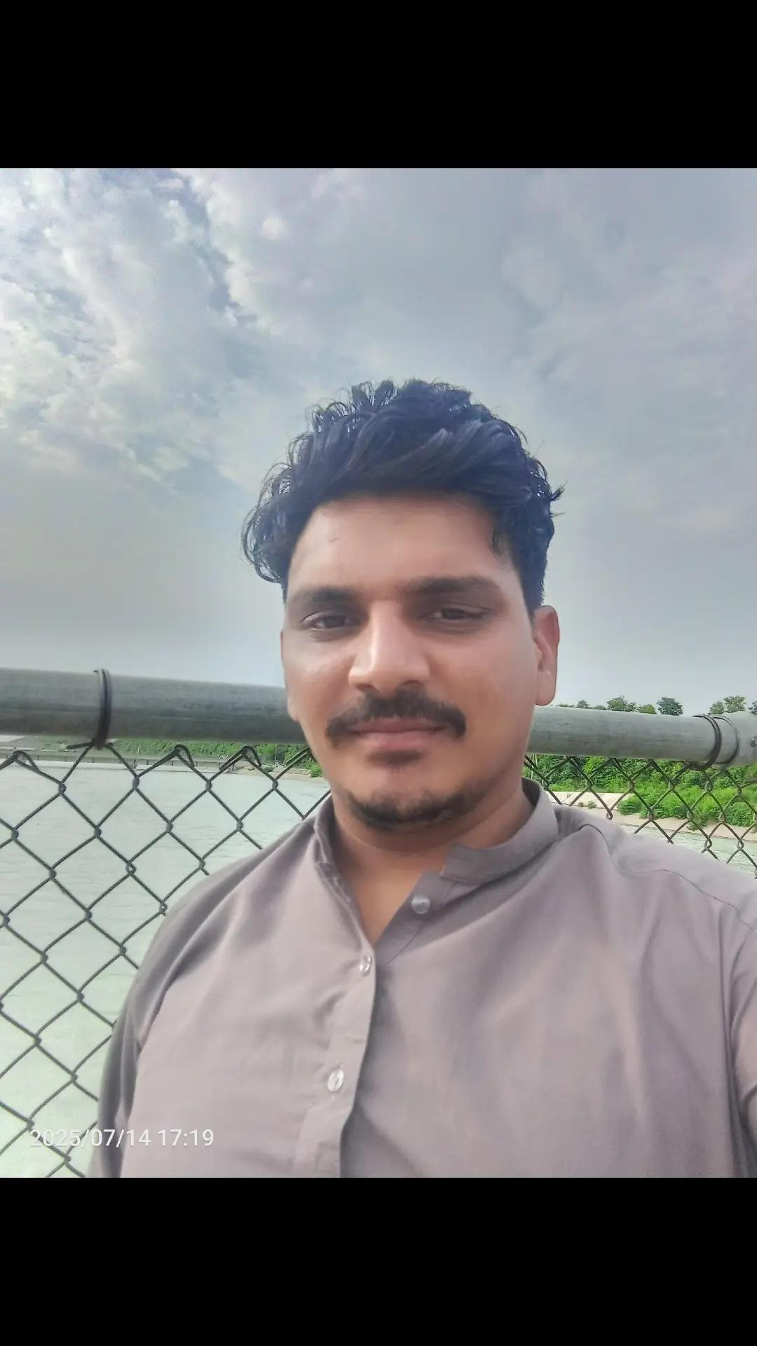 @arya khan