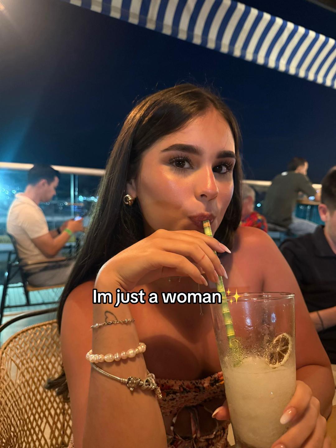 @Isabelita 🦦