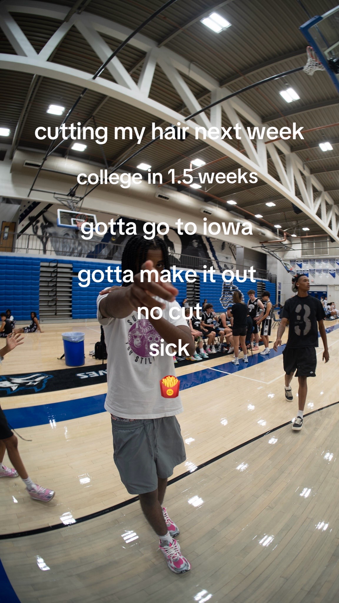 @🖐🏾
