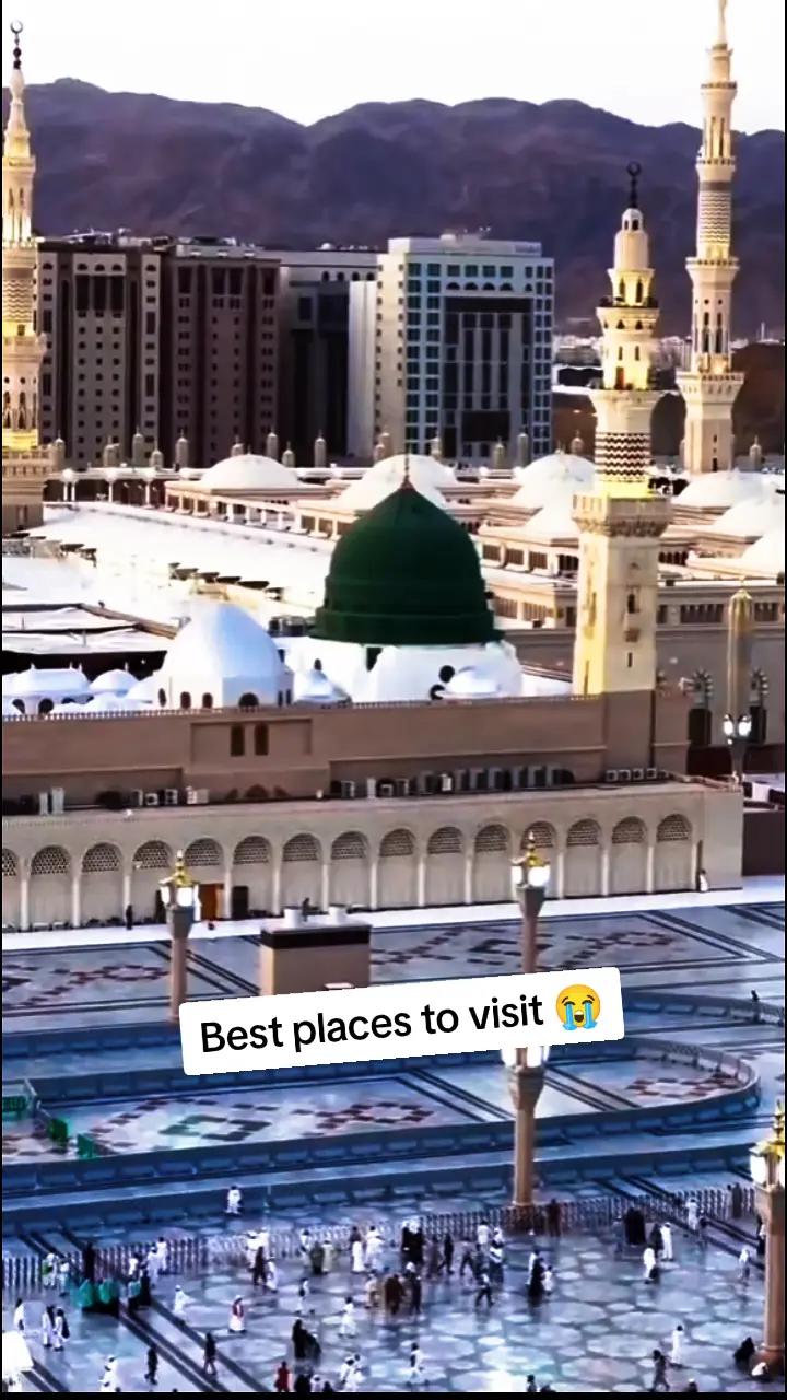 @Sanaya Khan