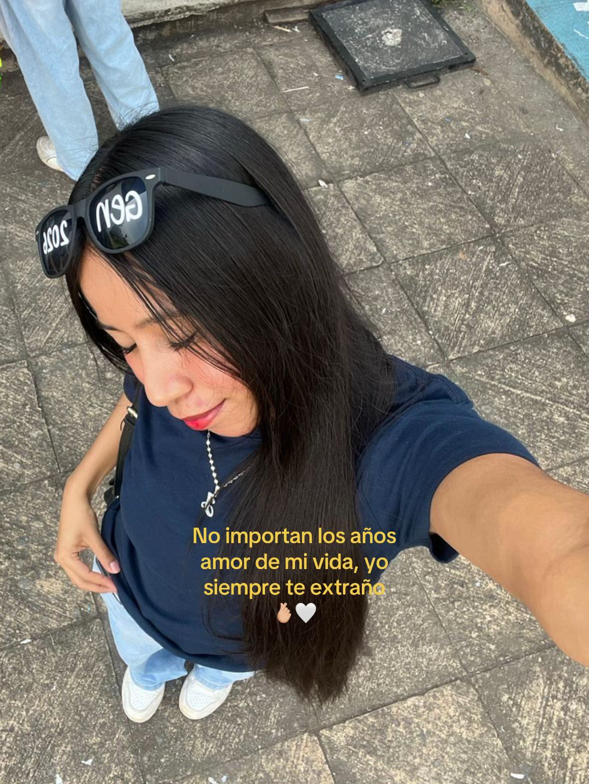 @Itz💋
