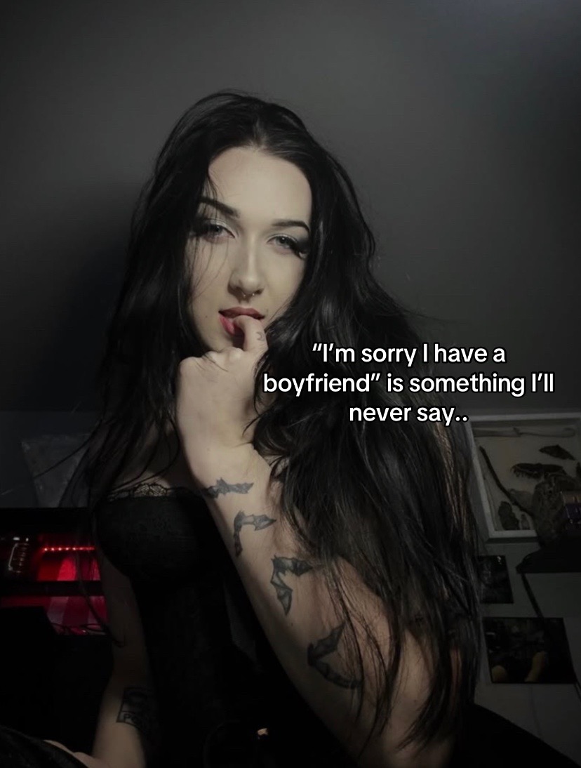@☽ findmeacrosstheuniverse ☾