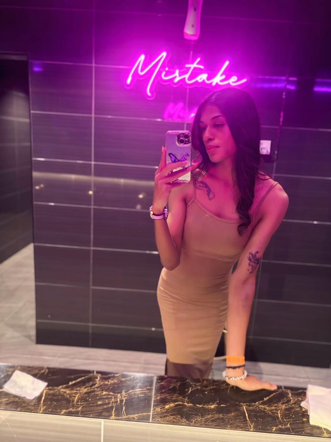 @nishaa🤍👀