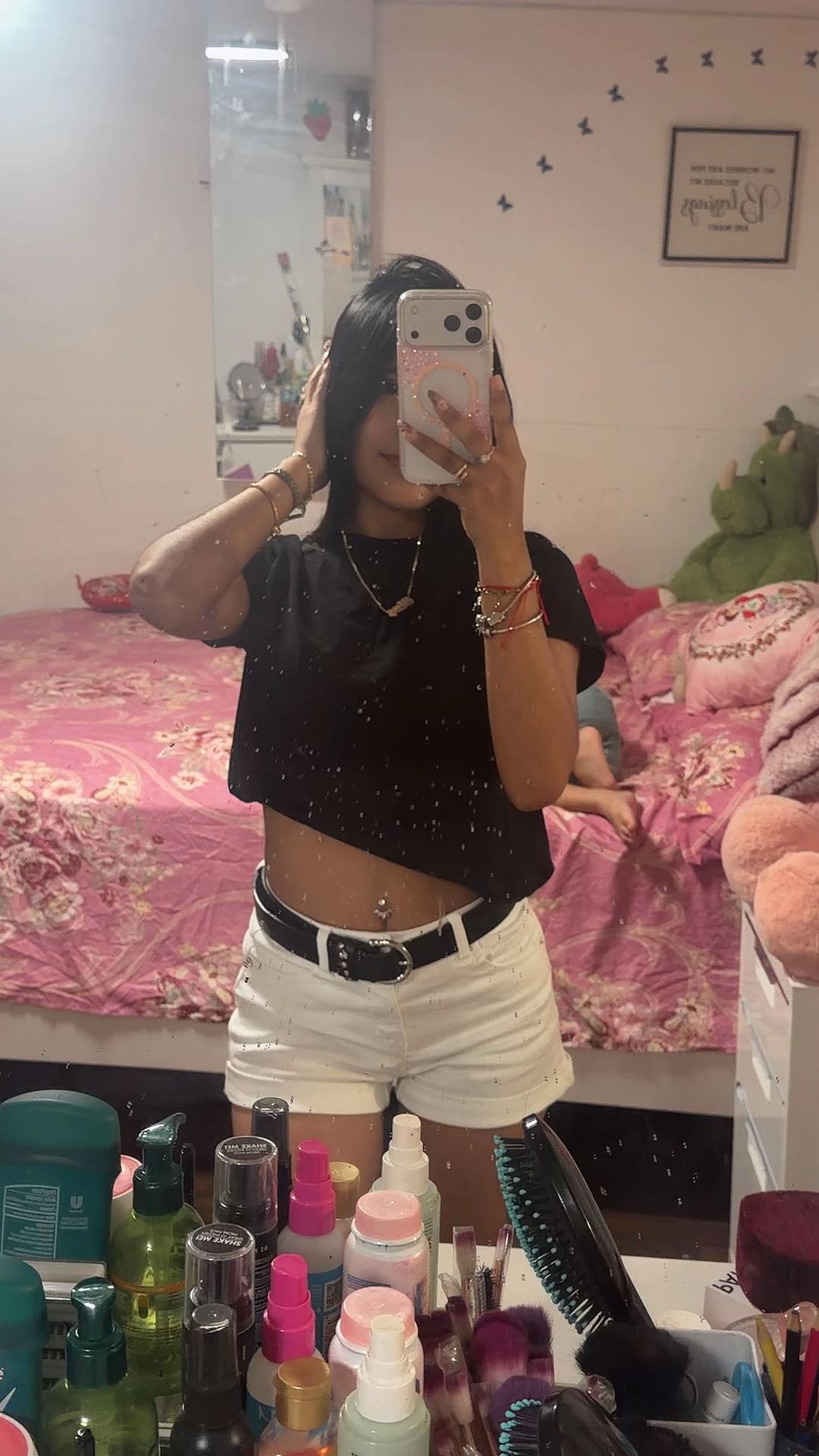 @khgvbhhcv