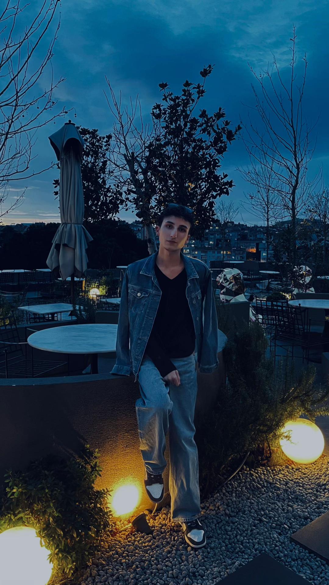 @&Ouml;İ