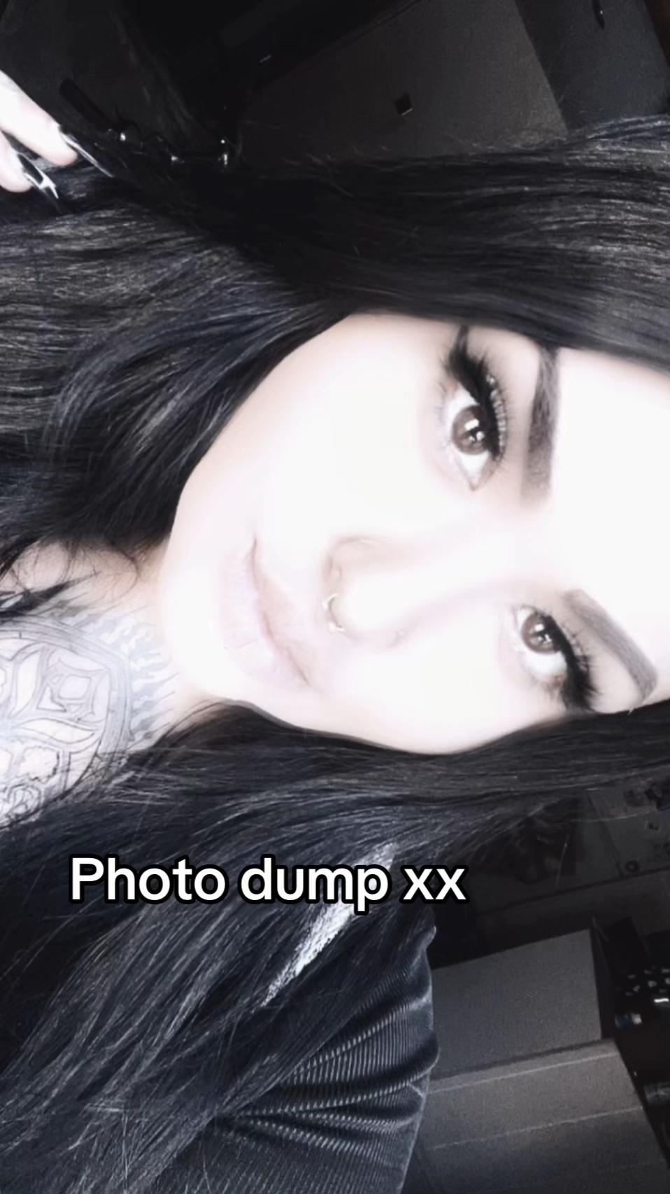 @𝕷𝖎𝖛𝖎𝖓𝖌𝕯𝖊𝖆𝖉𝕲𝖎𝖗𝖑🖤