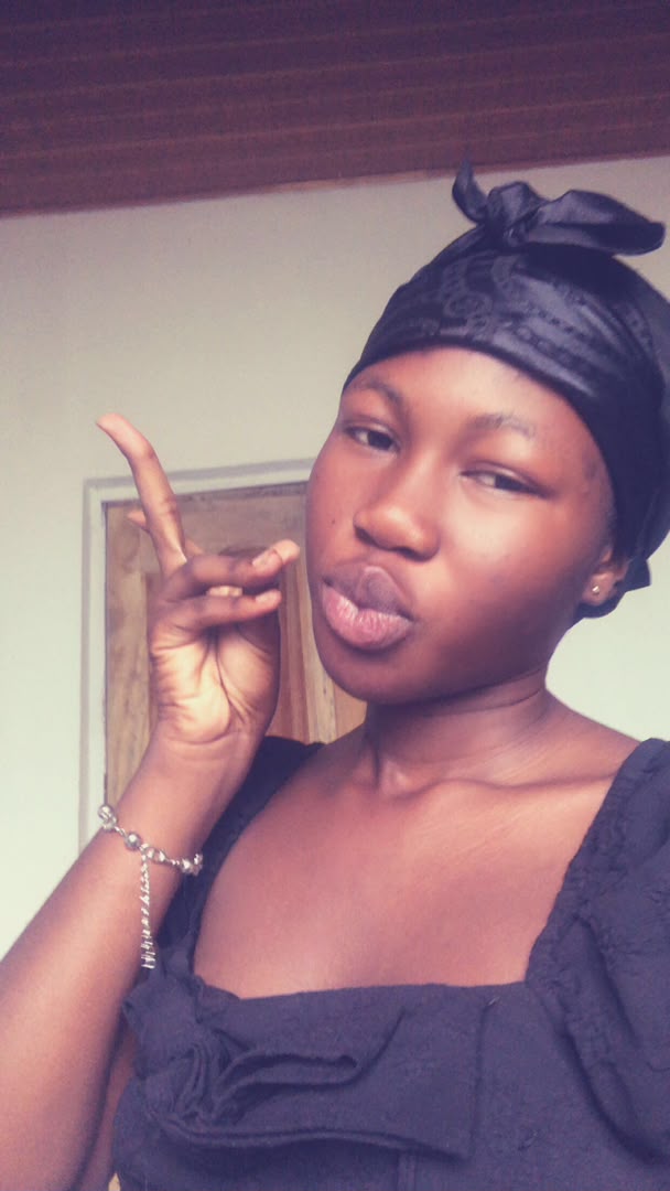 @𝓜𝓲𝓷𝓪 ᥫ᭡💗🍒