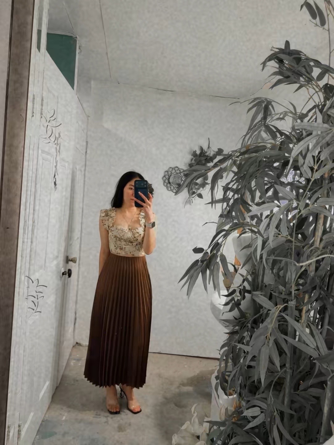 @️ ️Velinda