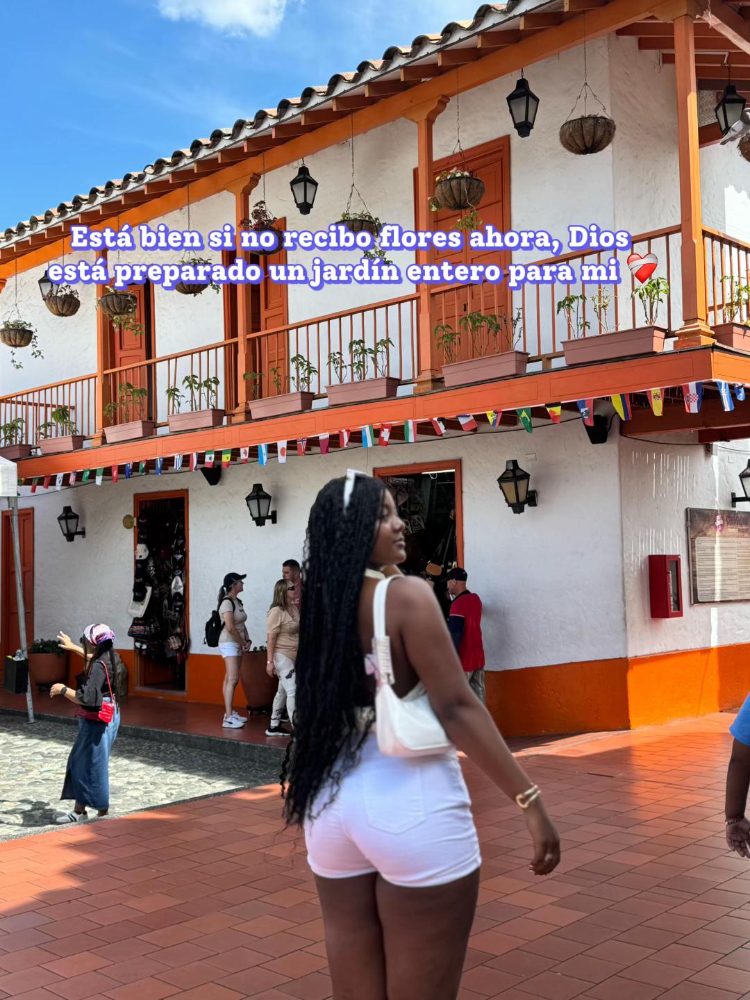 @Maria Valentina