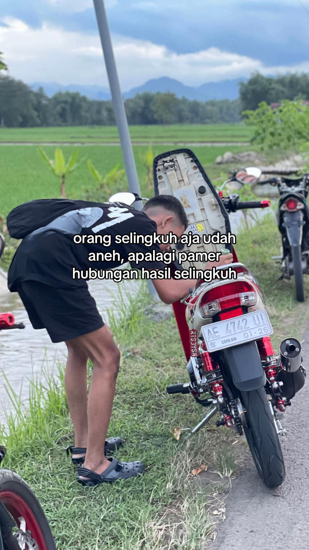 @25👦🏻