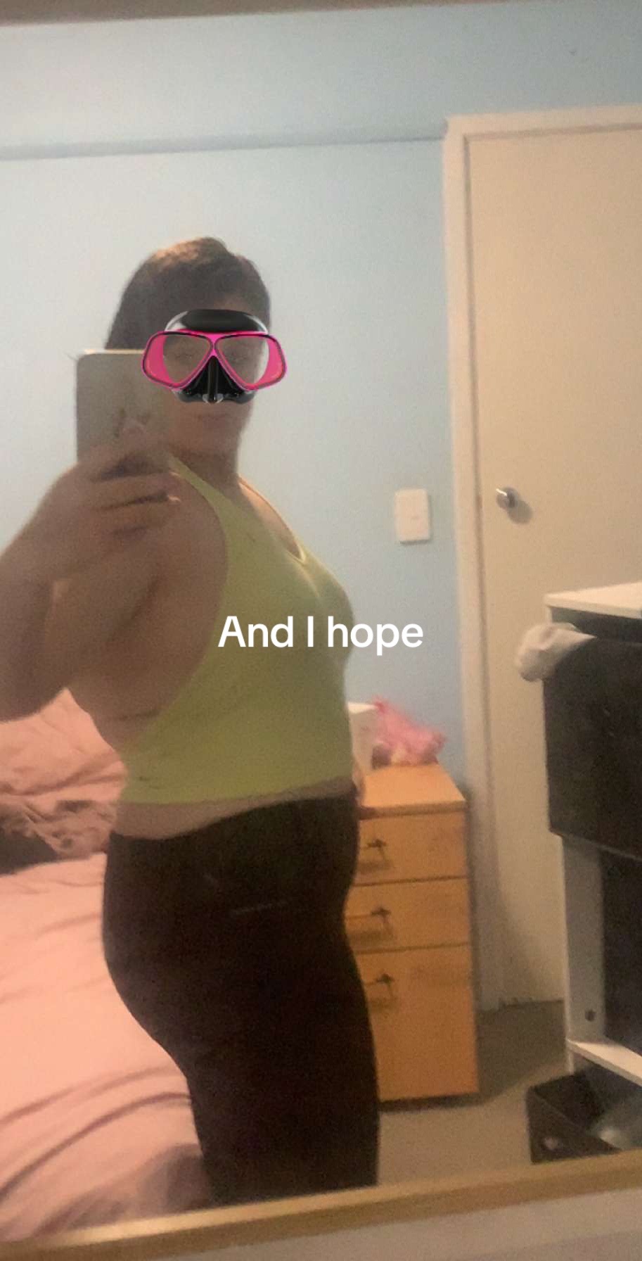 @Mia
