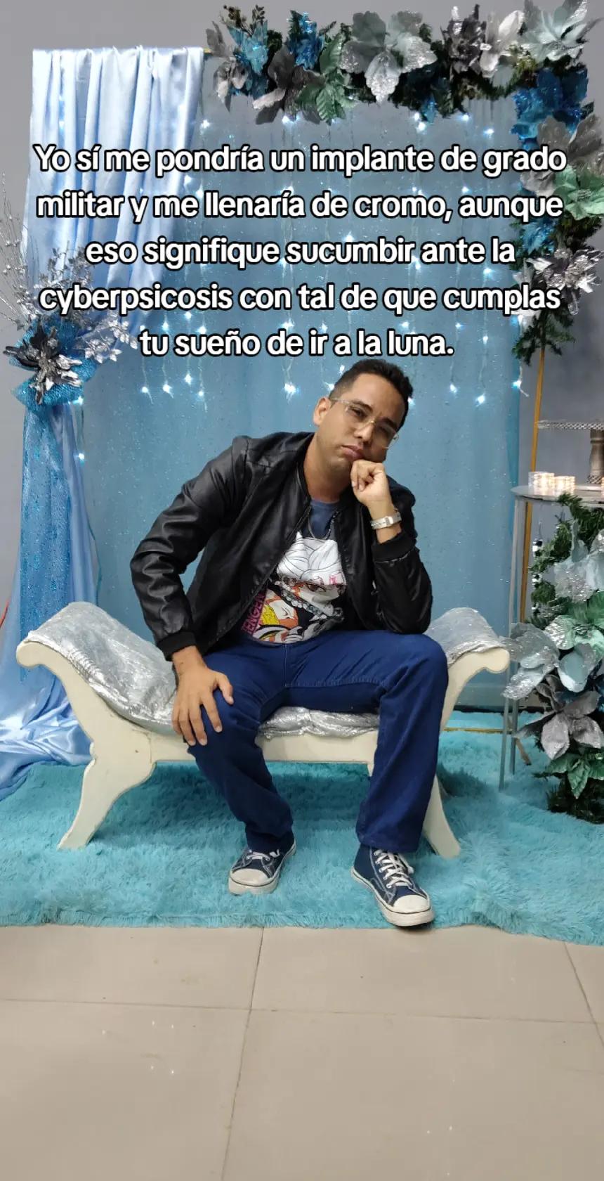 @David Cosplayer