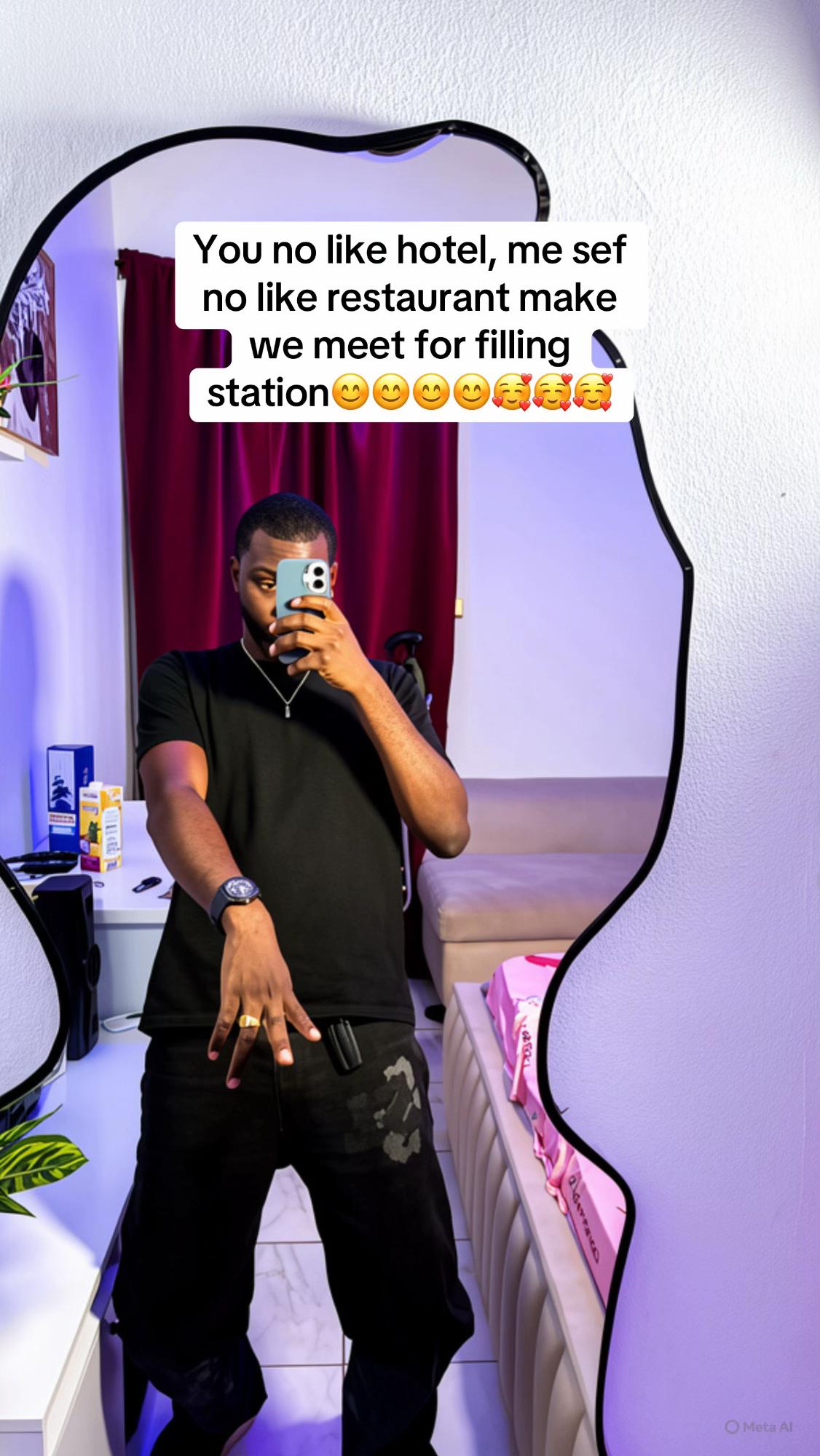 @S&aacute;m&igrave;😡🤬