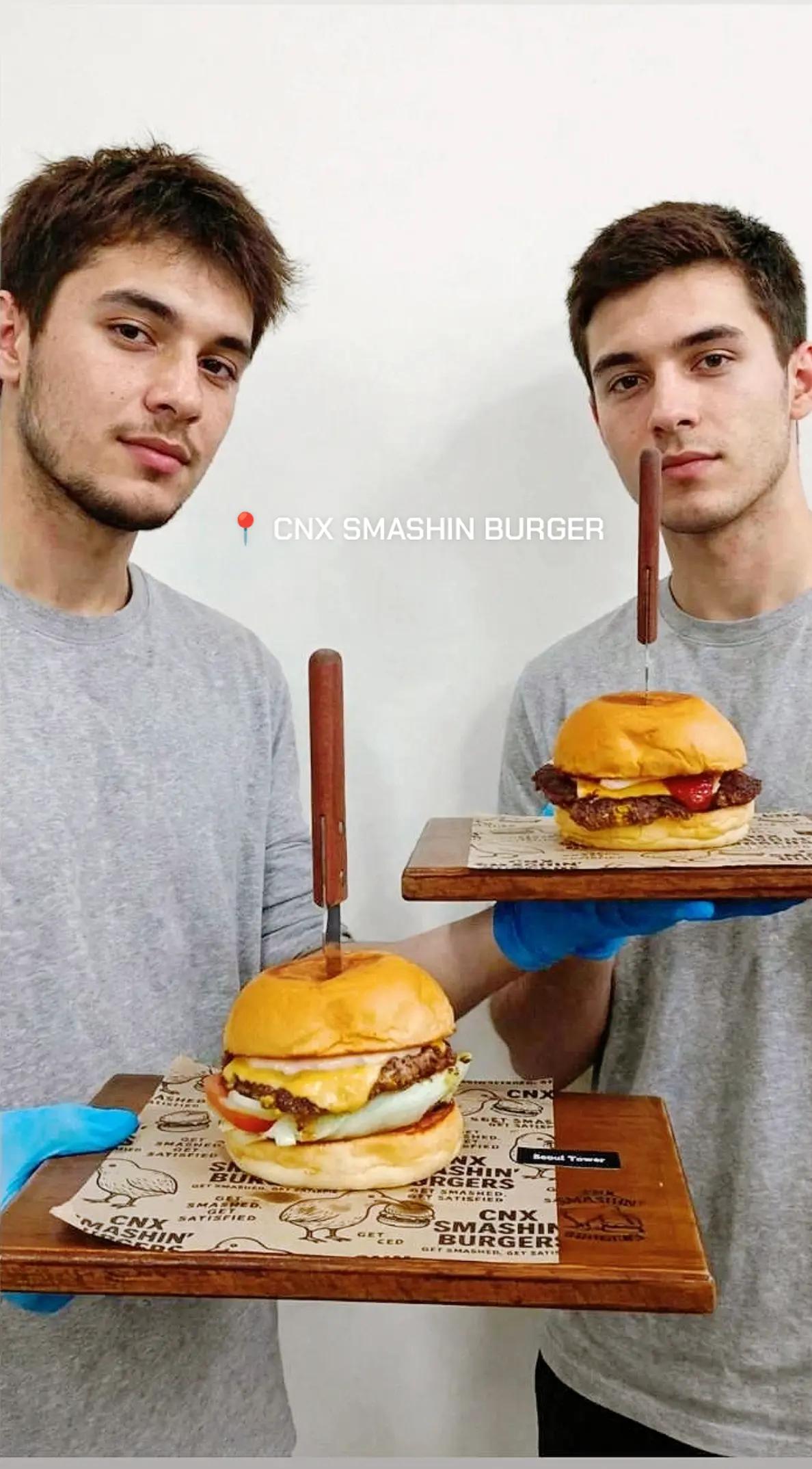 @CNX SMASHIN BURGER KIWI