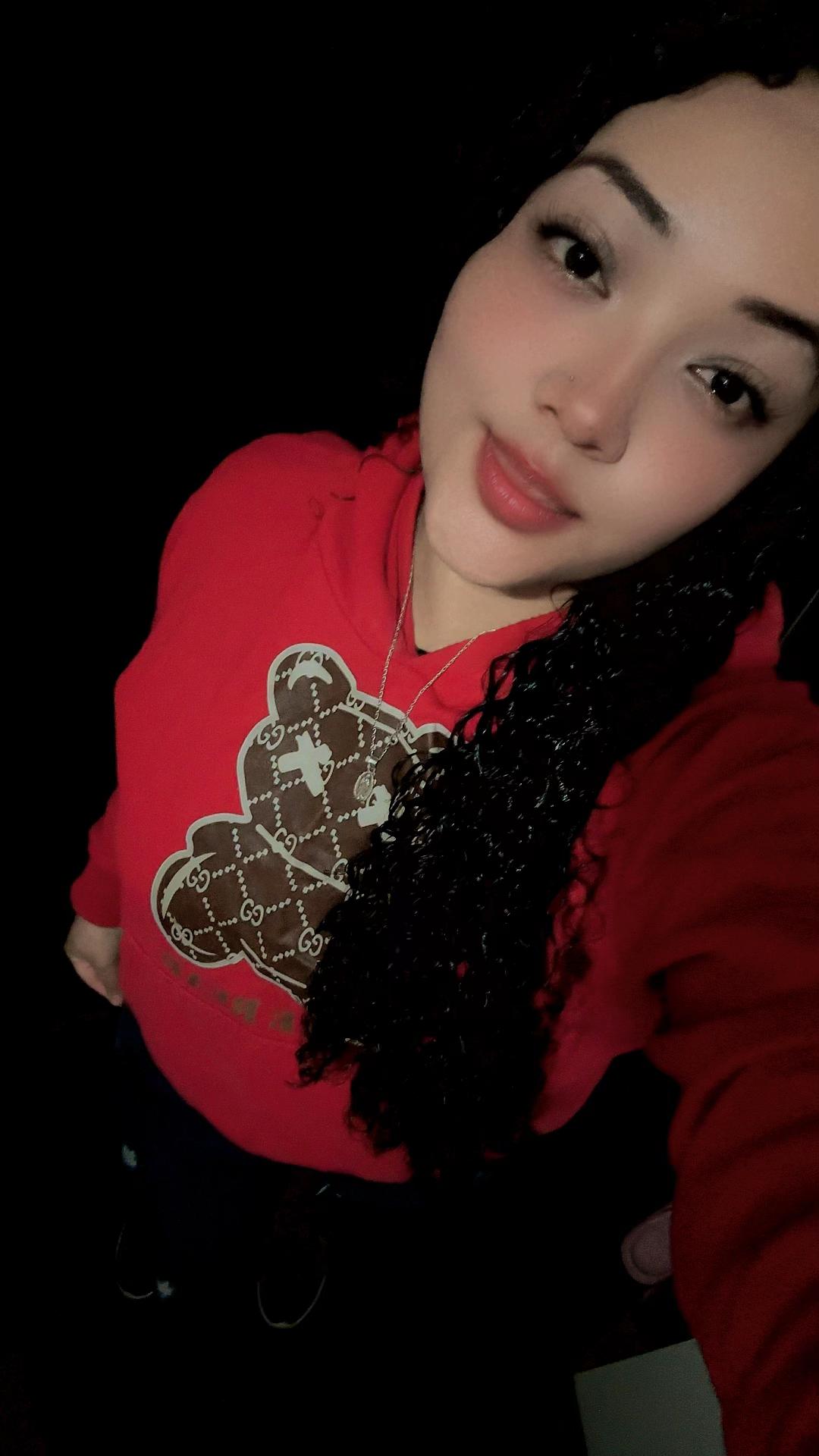 @BarbieM🍒♡