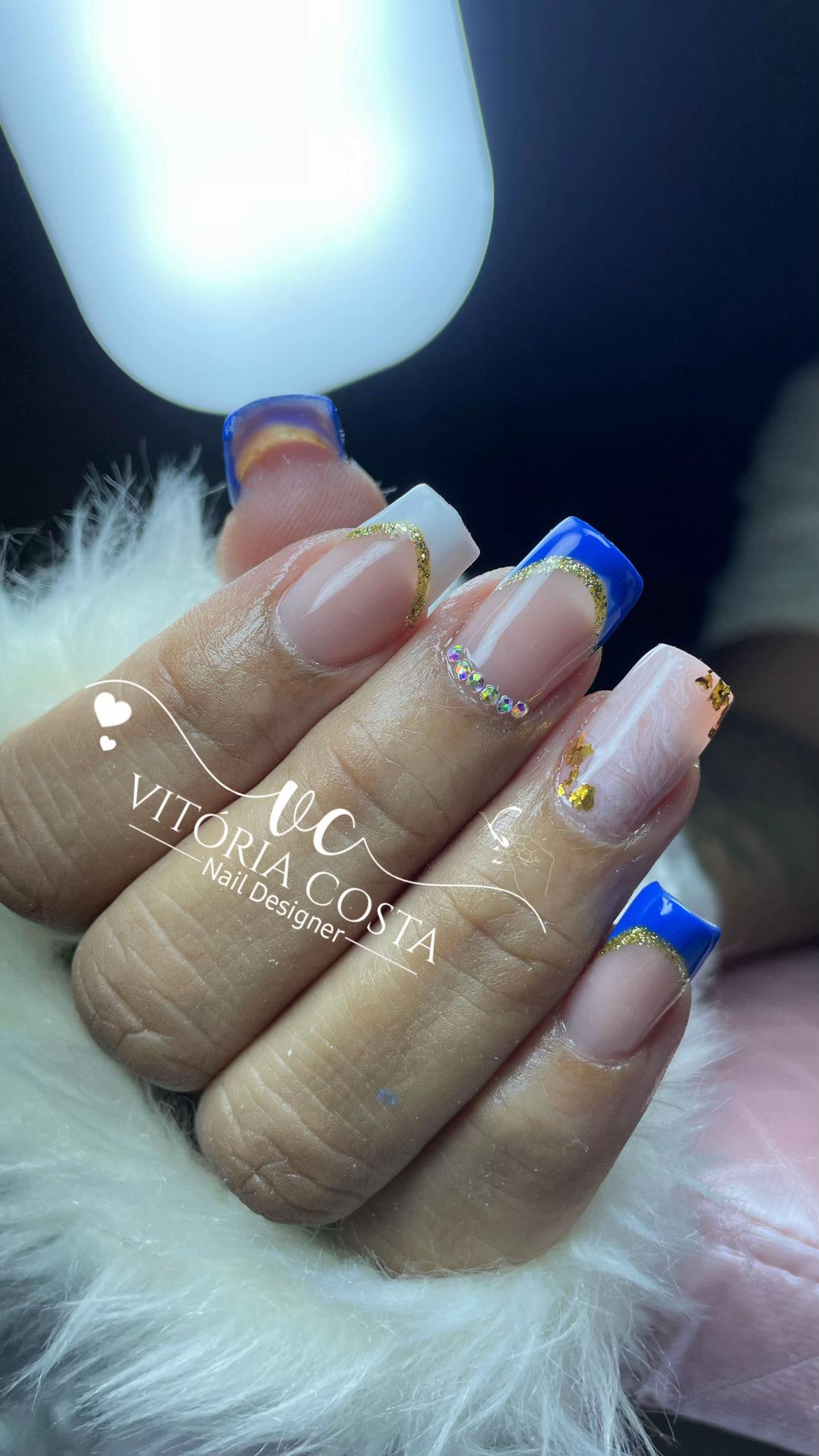 @Vitóriacosta_naildesign